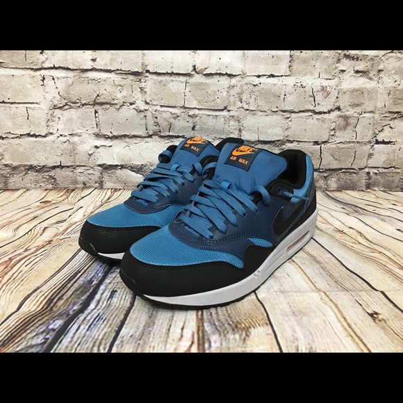 nike air max leather blue